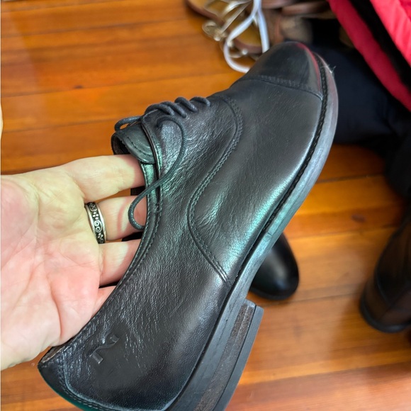 Classic Black Leather Women Shoes - bought in ITALY - Picture 2 of 7